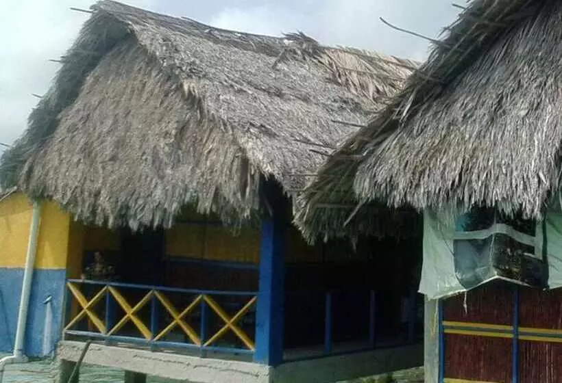 ホテル Cabañas Nalunega San Blas