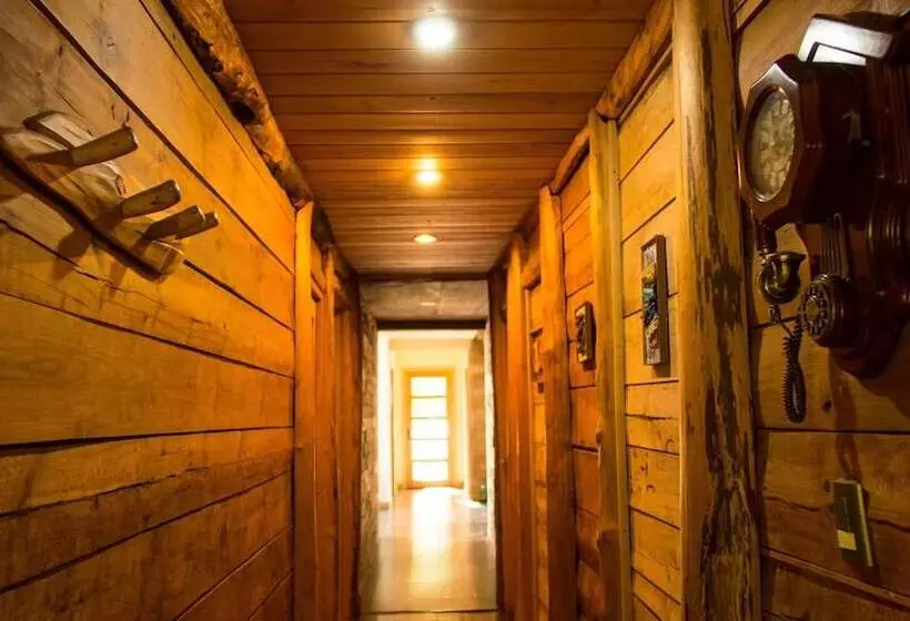 ホテル Hostal Casa Bosque