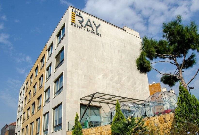The Ray Hotel And Studios