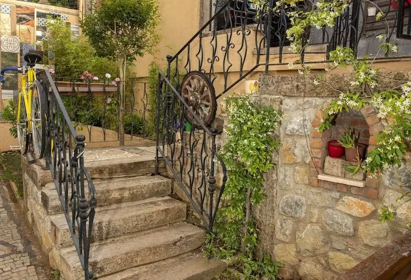 Hotelli Villa Bakacak   Adults Only