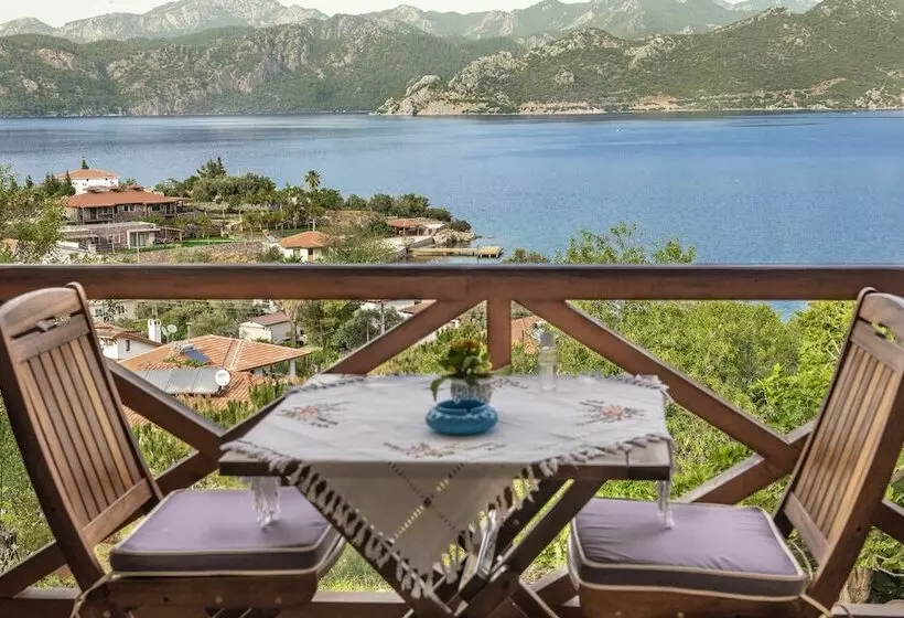 Hotelli Villa Bakacak   Adults Only