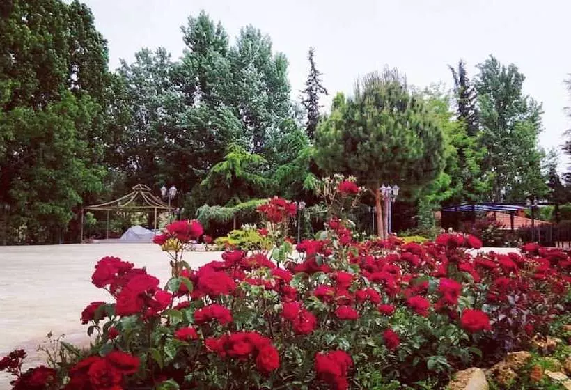هتل West Bekaa Country Club