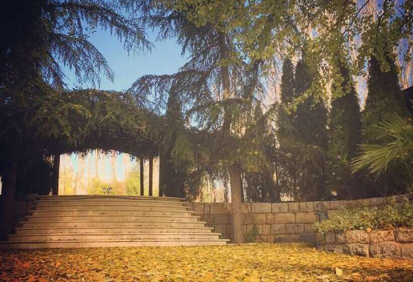 هتل West Bekaa Country Club