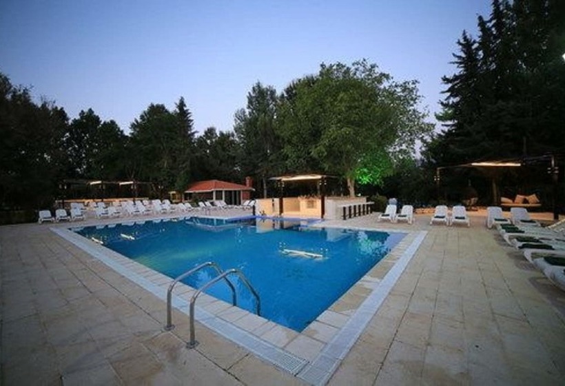 هتل West Bekaa Country Club