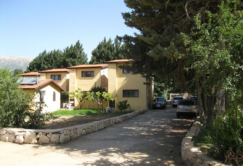 هتل West Bekaa Country Club