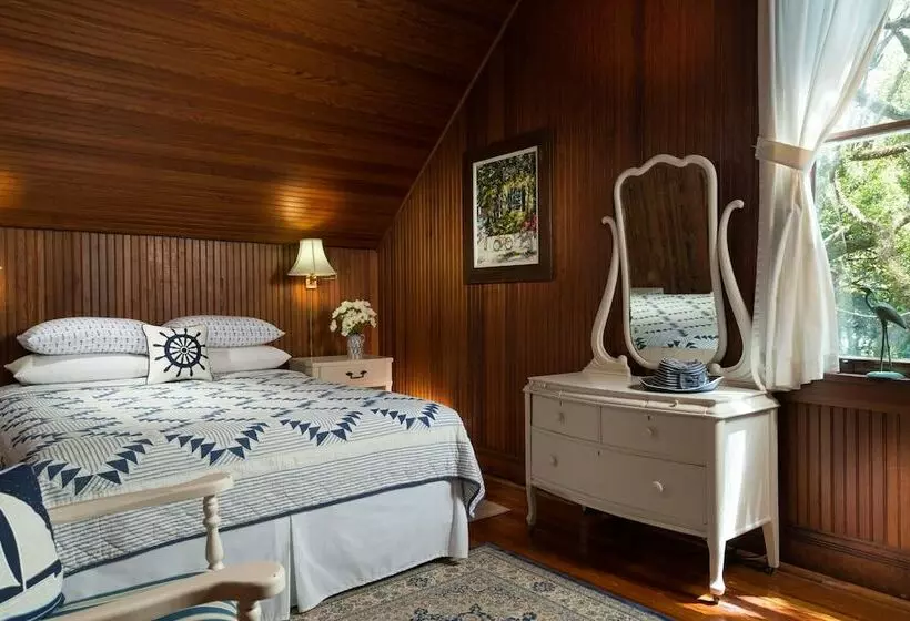 Magnolia Springs B&b