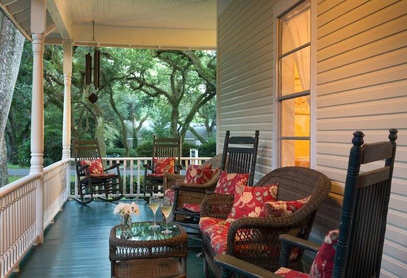Magnolia Springs B&b