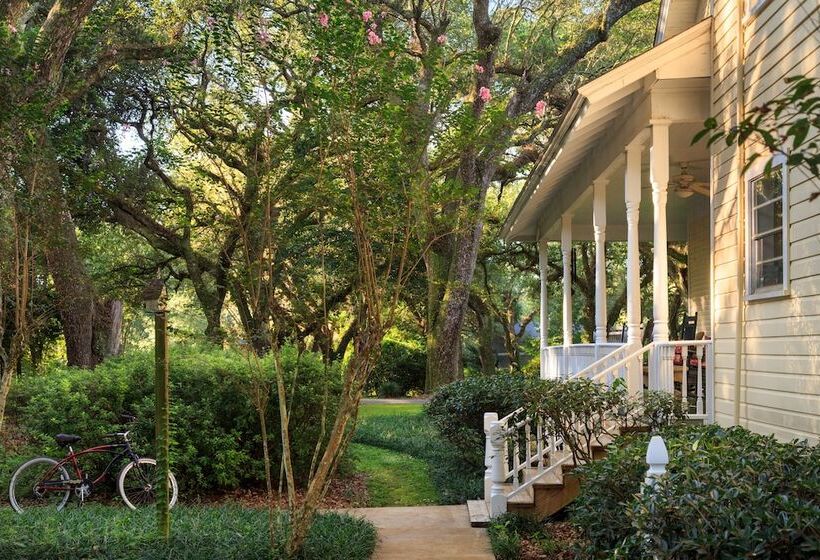 Magnolia Springs B&b