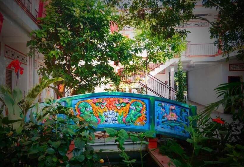 پانسیون Happy Family Guesthouse