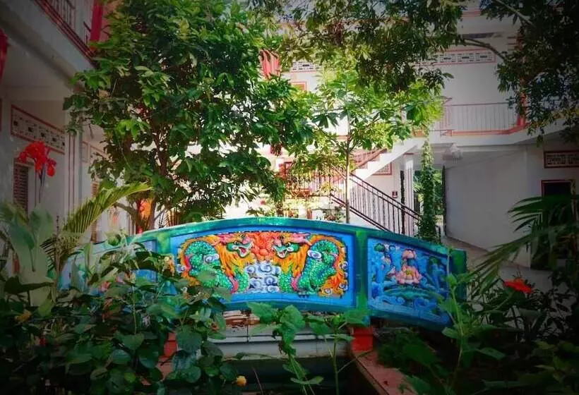 پانسیون Happy Family Guesthouse