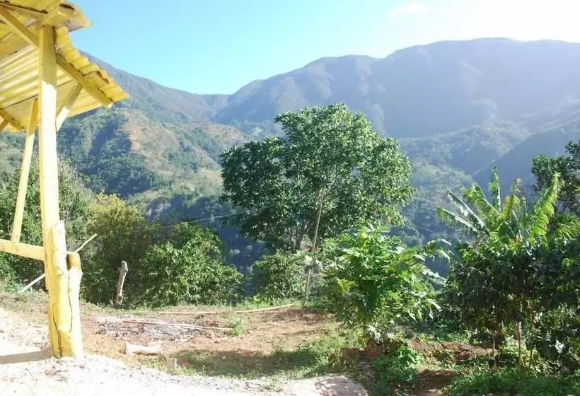 پانسیون Jay S Guest House