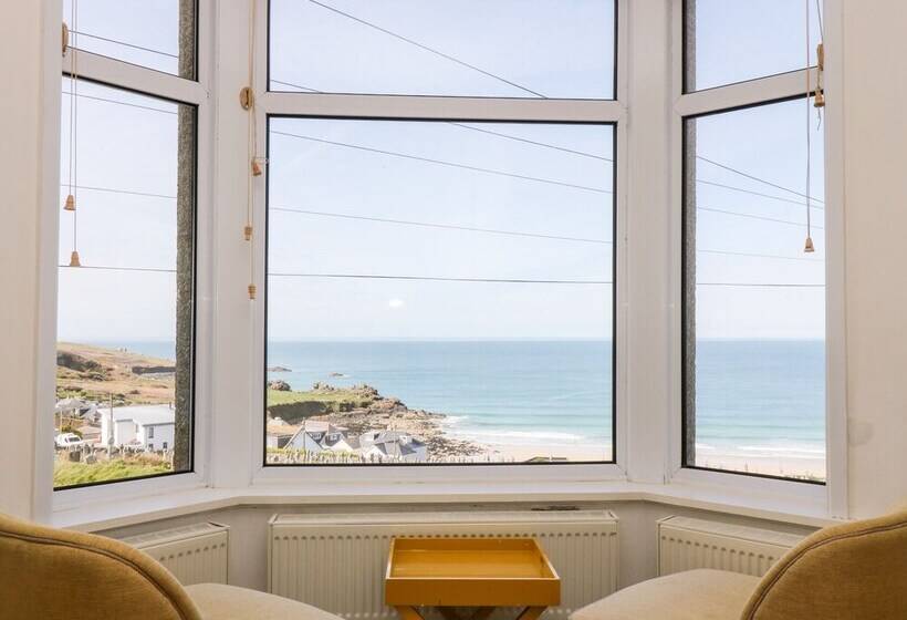 Porthmeor Beach House