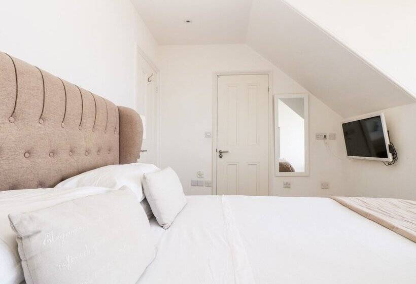 Porthmeor Beach House