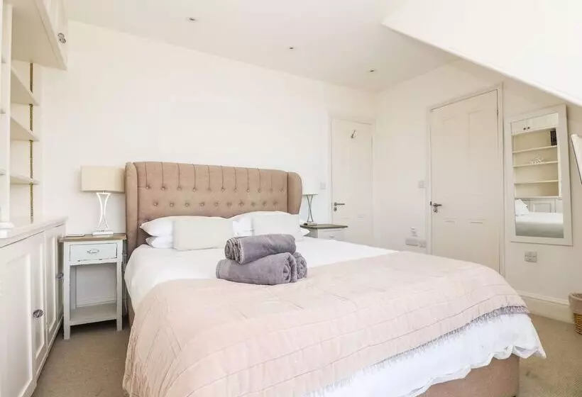 Porthmeor Beach House