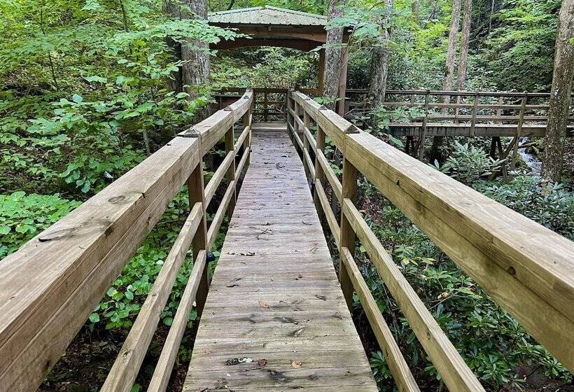 Streamsong Secluded Creek View Cabin With Hot Tub And Pool Table By Redawning