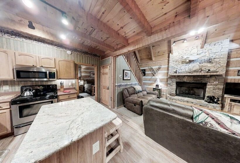 Streamsong Secluded Creek View Cabin With Hot Tub And Pool Table By Redawning