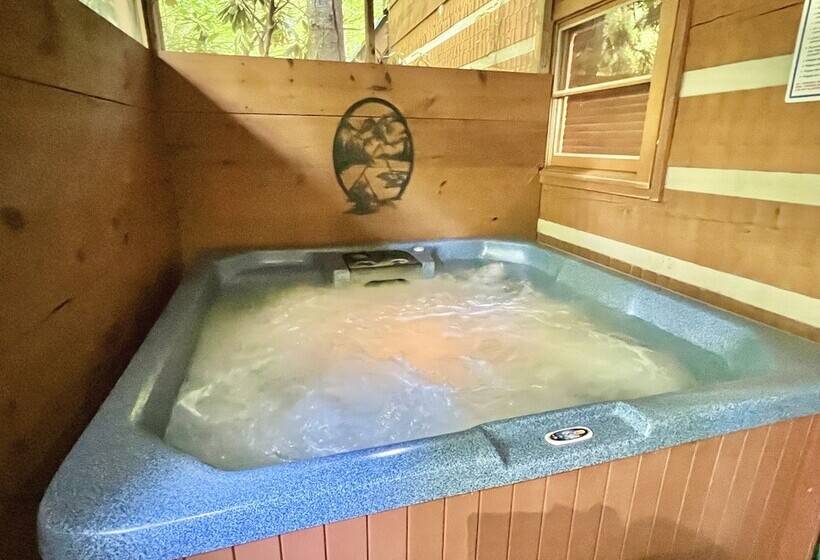 Streamsong Secluded Creek View Cabin With Hot Tub And Pool Table By Redawning