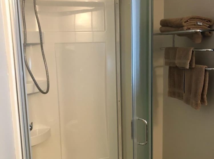 Admirals Bed And Breakfast