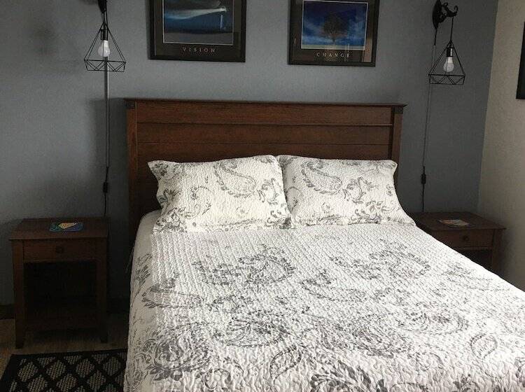 Admirals Bed And Breakfast