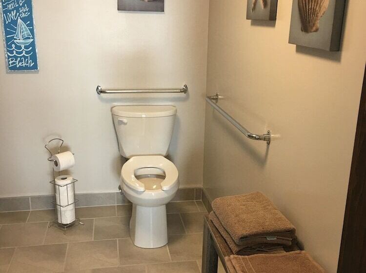 Admirals Bed And Breakfast