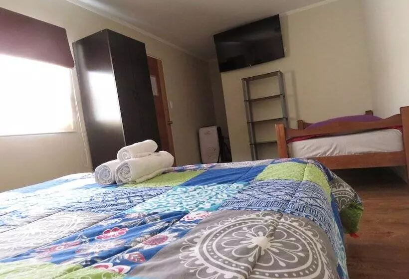 El Faro Hostal