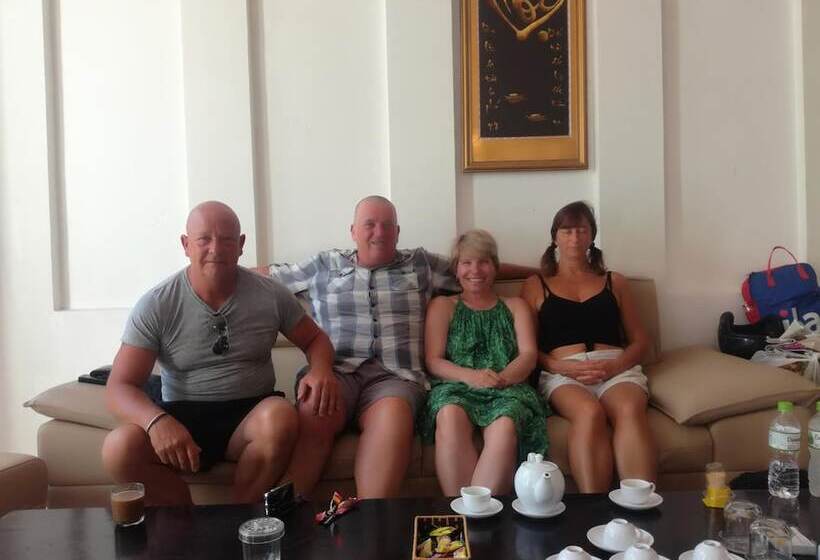 هتل Hana Riverside Villa