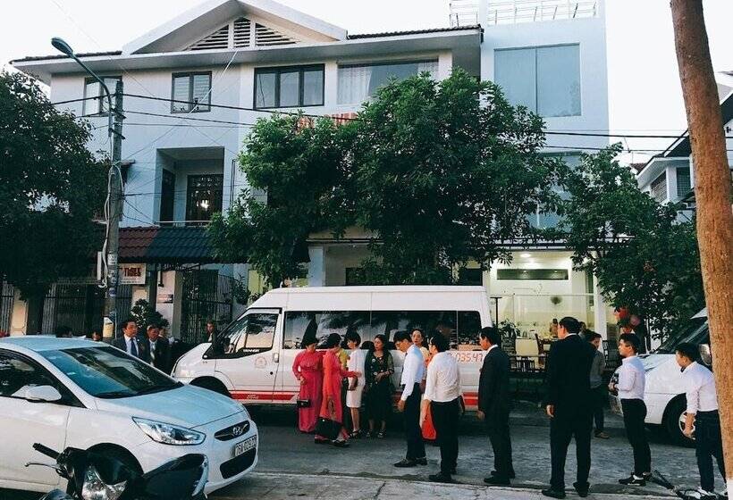 هتل Hana Riverside Villa