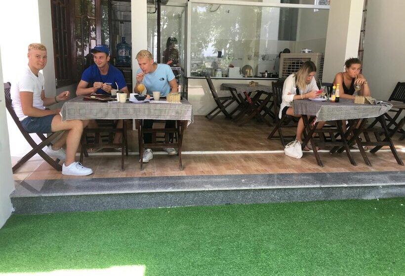 هتل Hana Riverside Villa