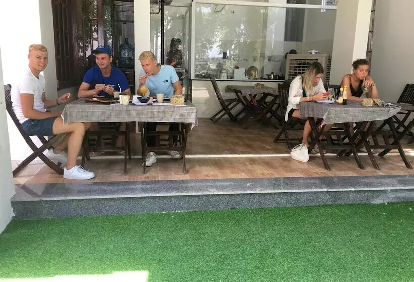 هتل Hana Riverside Villa