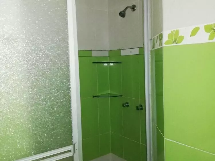 ホテル Hospedaje Jhunior