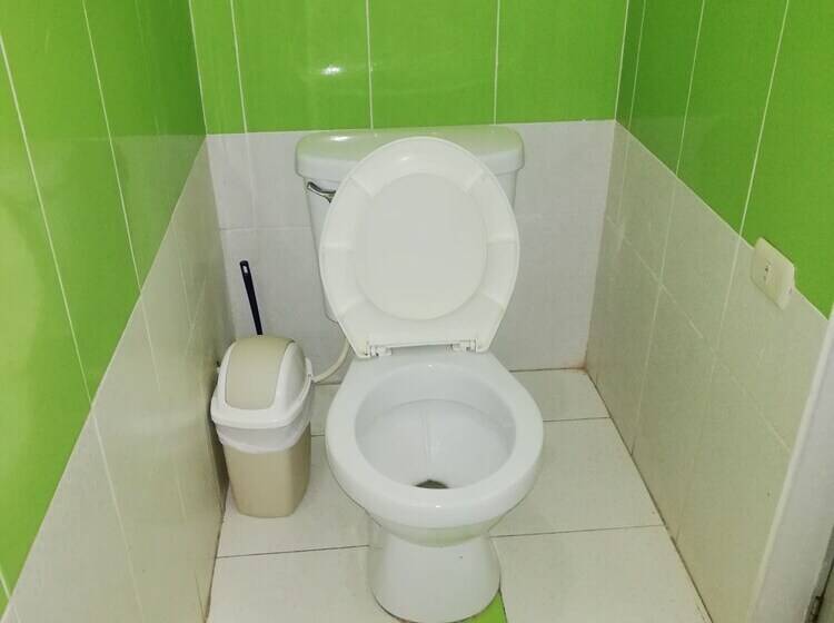 هتل Hospedaje Jhunior