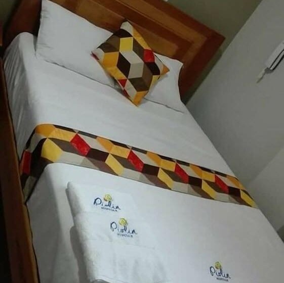 هتل Hospedaje Piolin