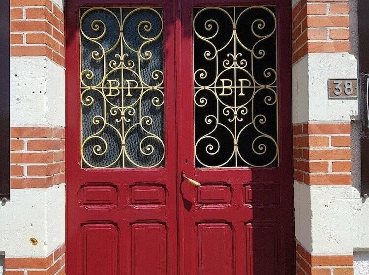 فندق Hôtellerie Les Lilas