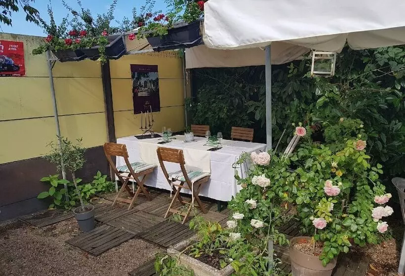 Hotelli Hôtellerie Les Lilas