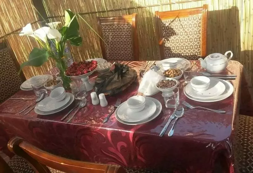 هتل Kitob Sayyoh   Campsite