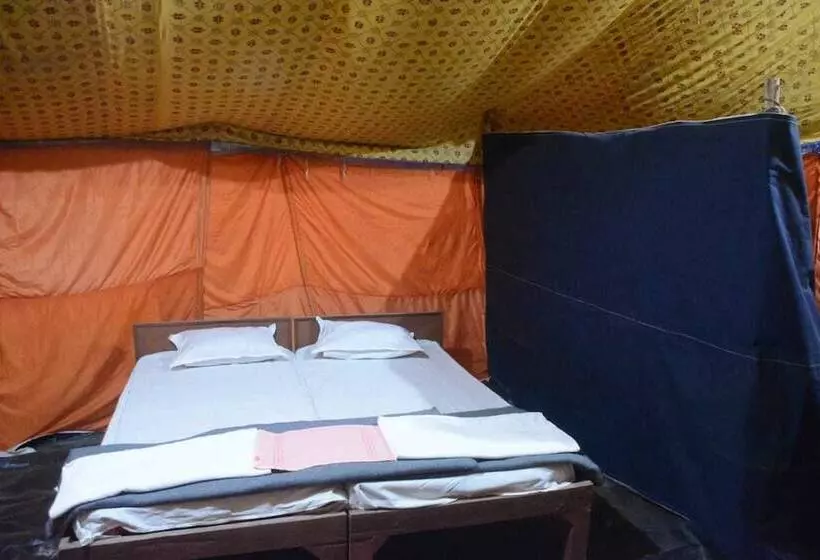 Hotelli Kumbha Kamps