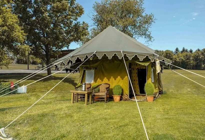 Hotelli Kumbha Kamps