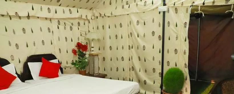 Hotelli Kumbha Kamps