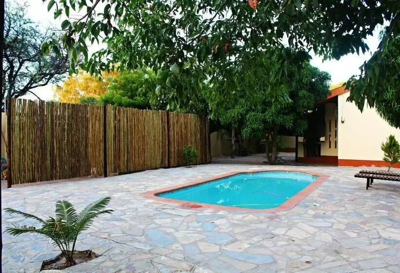 Hotelli Mango Guesthouse