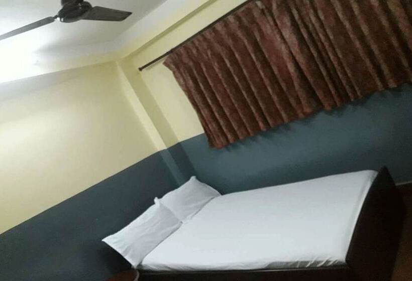 هتل Myagdi Chhahari Guest House