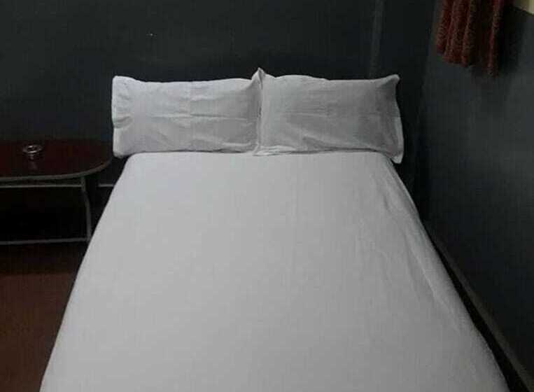 هتل Myagdi Chhahari Guest House