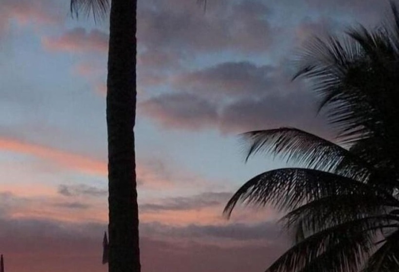 בית מלון כפרי Nichos Island Resort