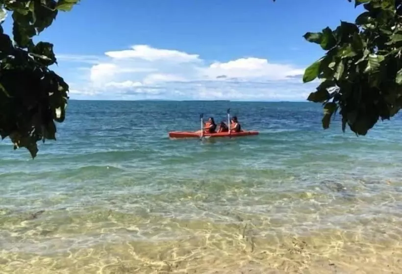 ホテル Nichos Island Resort