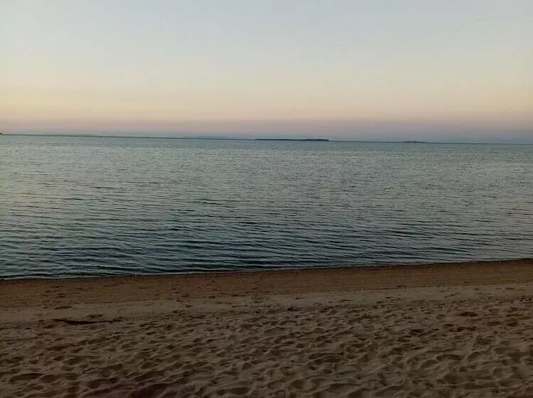 ホテル Nichos Island Resort