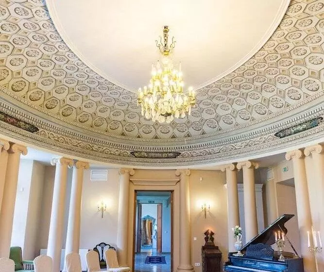 هتل Pakruojis Manor S Palace Boutique