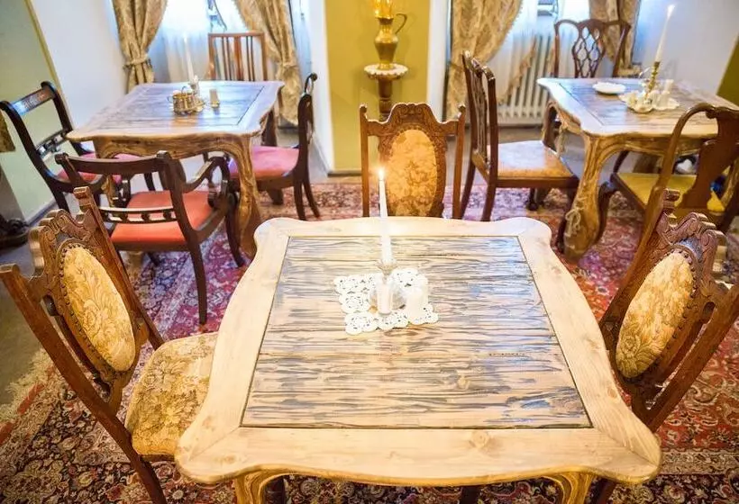 هتل Pakruojis Manor S Palace Boutique