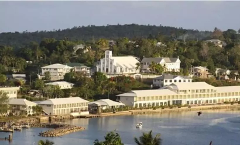 هتل Puataukanave International