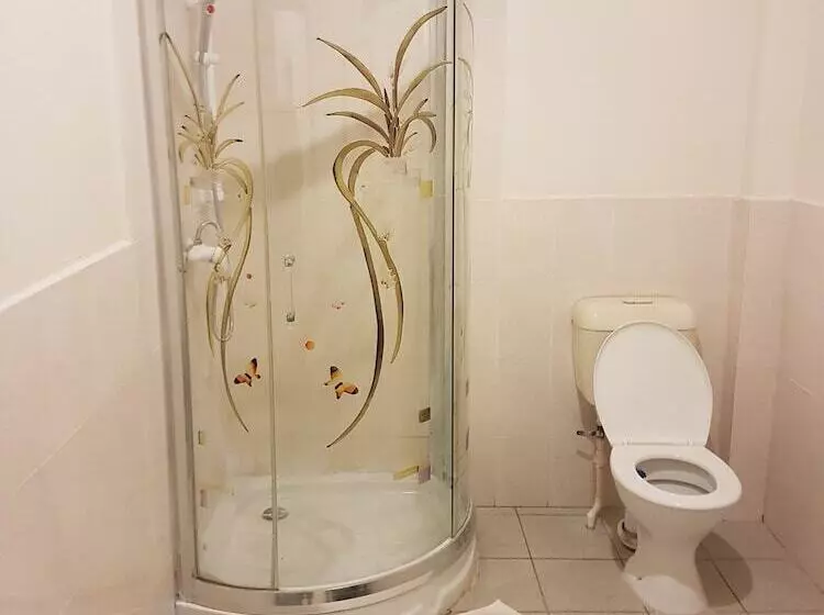 هتل Puataukanave International