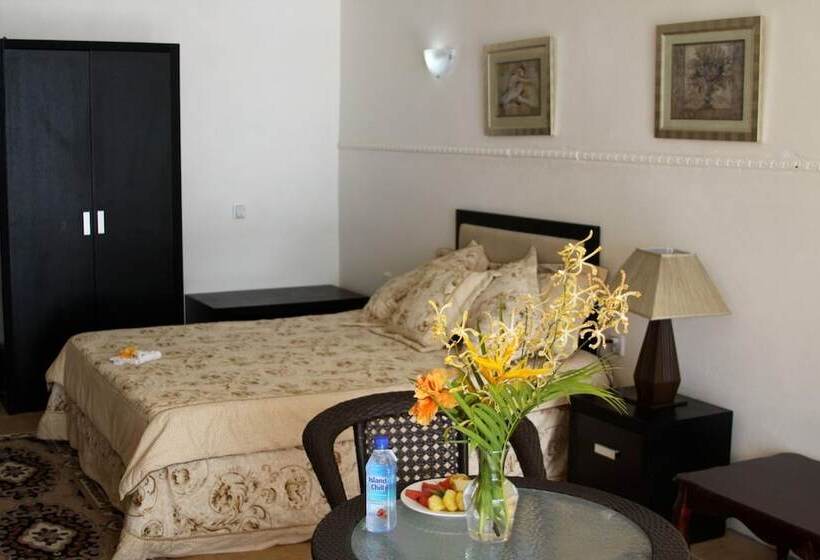 فندق Puataukanave International