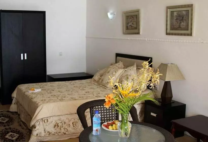 هتل Puataukanave International